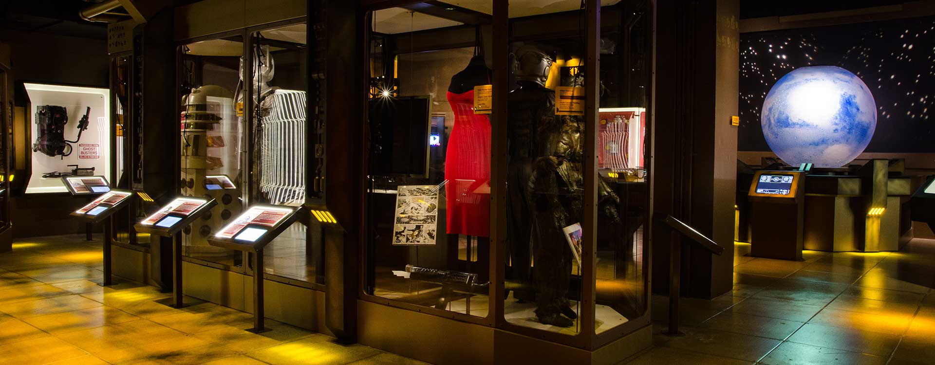 fibre optic lighting in emp museum