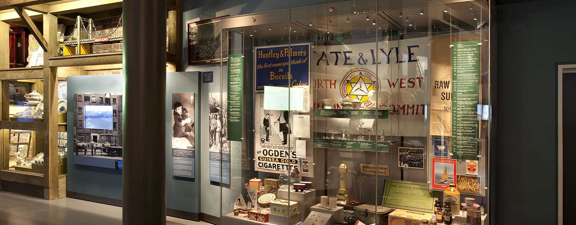 fibre optic lighting in museum of liverpool